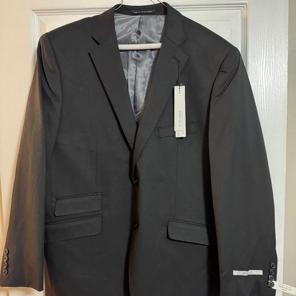 NWT PERRY ELLIS slim fit black suit jacket